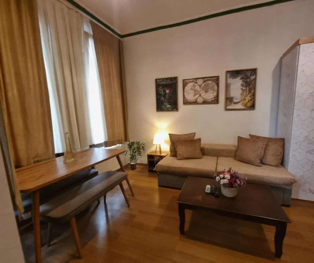 Petra Gallery联系方式
